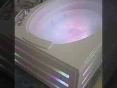 Современная прямоугольная ванна с овальным водопадом и двойной ванной